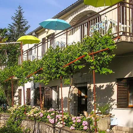 2 Bedroom Amazing In Semesterbostad *