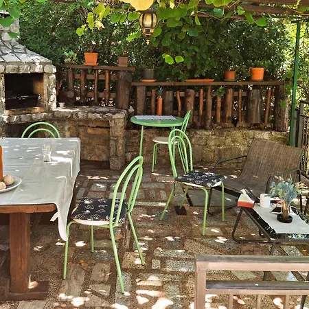 2 Bedroom Amazing In Semesterbostad Opatija