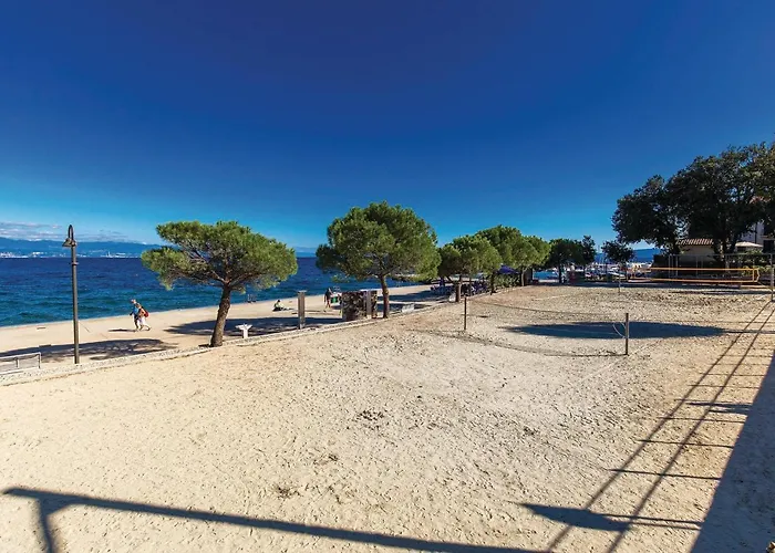 Semesterbostad 2 Bedroom Amazing In