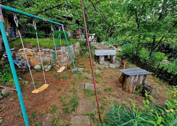 2 Bedroom Amazing In Semesterbostad *