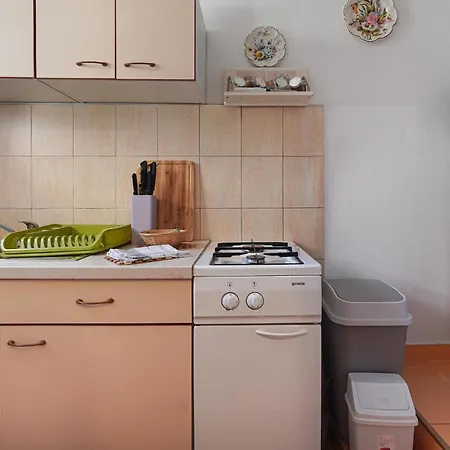 펜션 2 Bedroom Amazing In 오파티아