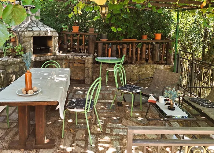 2 Bedroom Amazing In Feriehus Opatija